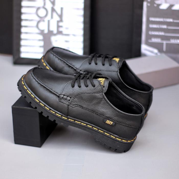 Gambar Sepatu Casual Pria Formal Docmart Low Boots Kulit Sepatu Kerja Pesta - morbid hitam, 41 dari RfoThree undefined Tokopedia