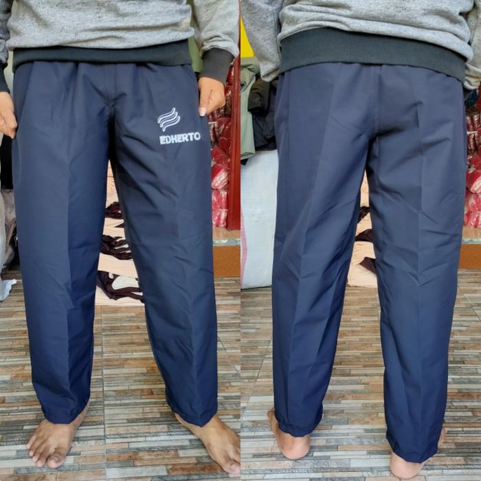 Gambar Celana Waterproof Mantel Celana Hujan Jack Wolfskin Jws EDH - Hitam Edh, L dari ELEGON undefined Tokopedia