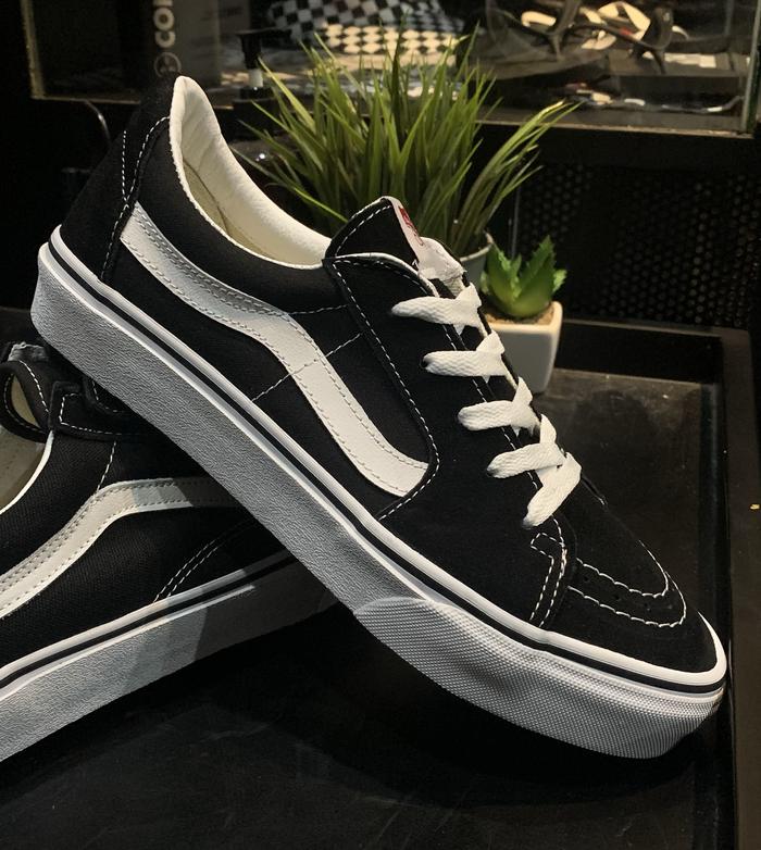 Jual Sale Sneakers Vans Sk8 Low Original 100% 39 Bantul