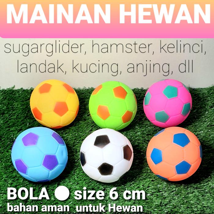 Gambar soccer ball MAINAN rubber hiasan kandang sugar glider hamster kucing - SOCCER BALL dari charlotte bowtique undefined Tokopedia