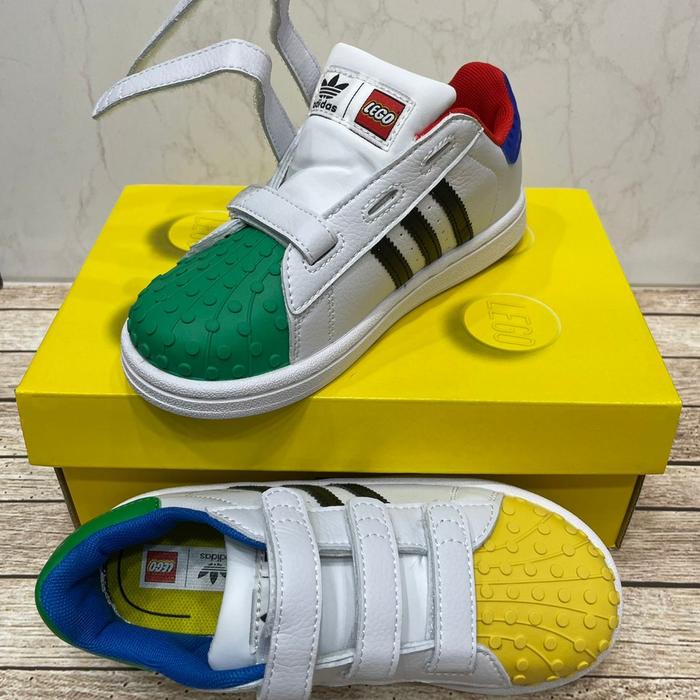 superstar 360 x lego