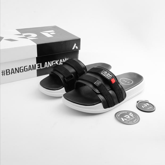Gambar Sandal Pria Casual Selop Sendal Slop Slide Kasual Ori ARF OSCAR BLACK - Hitam, 40 dari Sepatulokalid Kab. Bandung Tokopedia