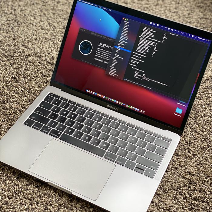 MacBook Pro 2016 8GB/512GB（ディスプレイに難あり） MacBook Pro 2016 8GB/512GB（ディスプレイに難あり）