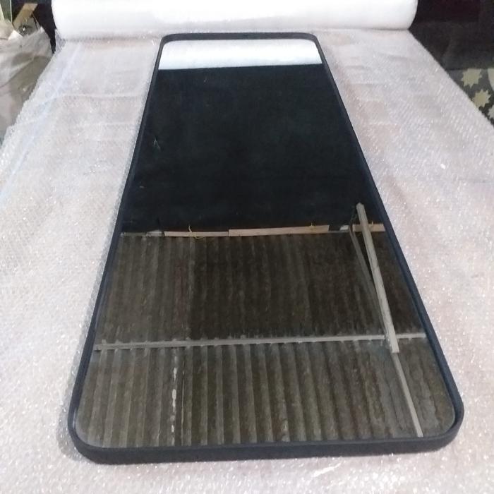 Gambar Cermin Kamar Mandi Kotak Shabby / Cermin Dinding / Cermin Wastafel - Hitam, 40x80 dari Dya Kaca undefined Tokopedia