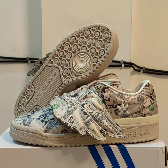 新品 JEREMY SCOTT FORUM 筋違い DIPPED LOW 27.5