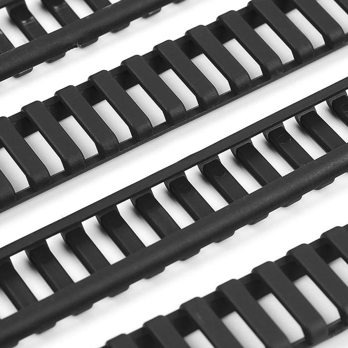 Gambar 4 Buah/Set Cover Pelindung Panel Rail Tangga18 Slot Tahan Lama - Hitam dari Soya Global undefined Tokopedia