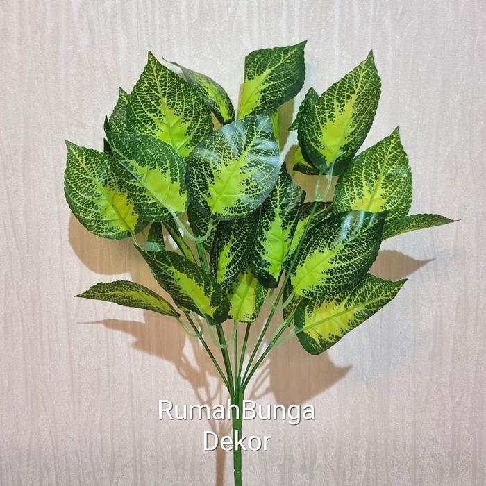 Gambar Daun Group Artificial / Daun Vertical Garden x 7 - Hijau dari Rumah Bunga Dekor undefined Tokopedia