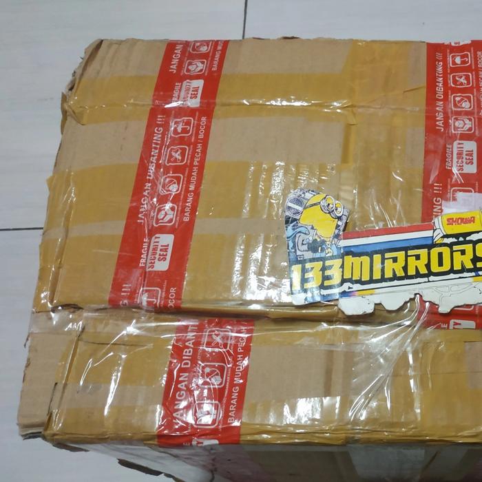 Gambar mika lampu belakang mika stoplamp vario 125 Vario 150 LED old smoke - kardus+bable dari 133mirrorshop undefined Tokopedia