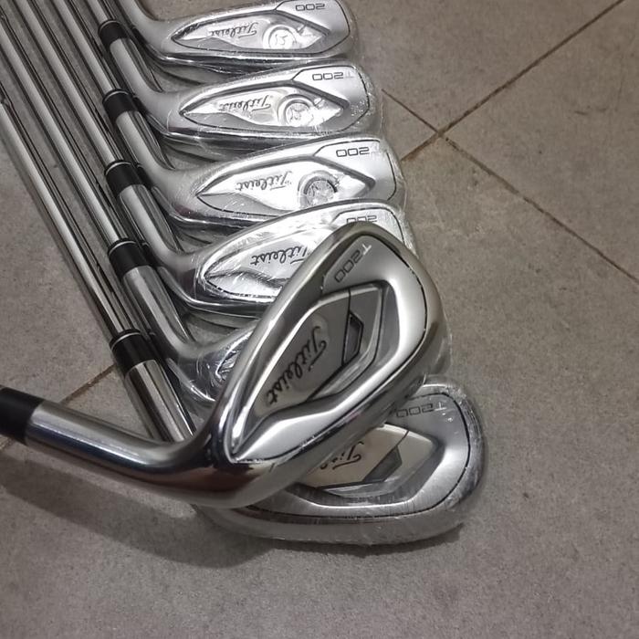 Gambar stick golf iron set titlest t200 original dari zeni golf undefined Tokopedia