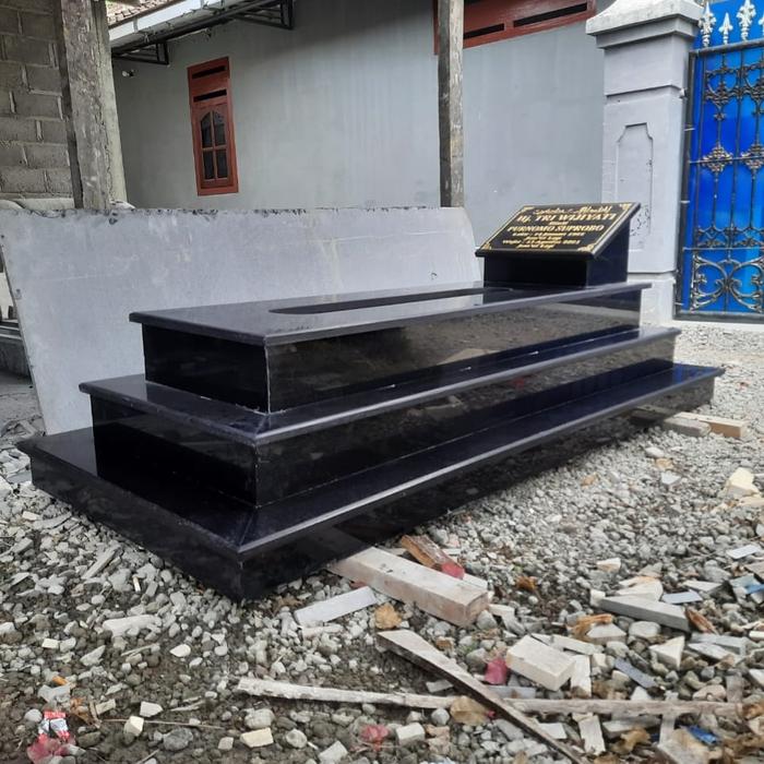 Gambar Kijing Makam Granit Hitam 3 Tingkat dari ANNAonyx undefined Tokopedia