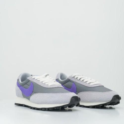 Jual NIKE DAYBREAK COOL GREY HYPER GRAPE COOL GREY/HYPER GRAPE