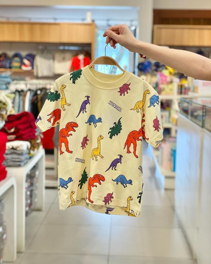 Gambar T-Shirt Dino in Love - Macadamia Little Glamz dari Macadamia Little Glamz undefined Tokopedia