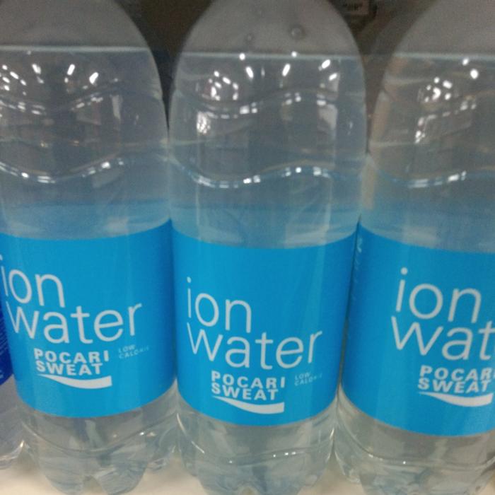 Gambar pocari sweat ion water 500ml 1 karton isi 24 dari wrxstore undefined Tokopedia
