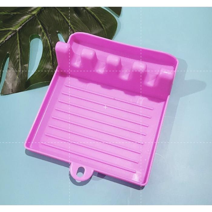 Gambar Tatakan Tutup Panci / Tatakan Holder Spatula Sendok - Merah Muda dari 2kla undefined Tokopedia