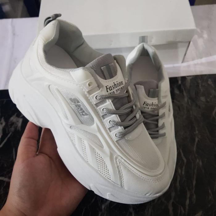 Gambar Sepatu Sneakers Wanita Import Murah Sepatu Sport Shoes Putih Kekinian - Grey, 40 dari FkyBagStore undefined Tokopedia