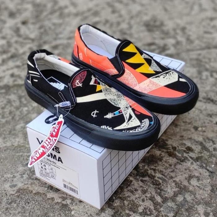 Gambar New Promo Sepatu Vans Slip On Moma Terlaris Bisa Untuk Pria Dan - Hitam, 36 dari Yunita_ShopID undefined Tokopedia