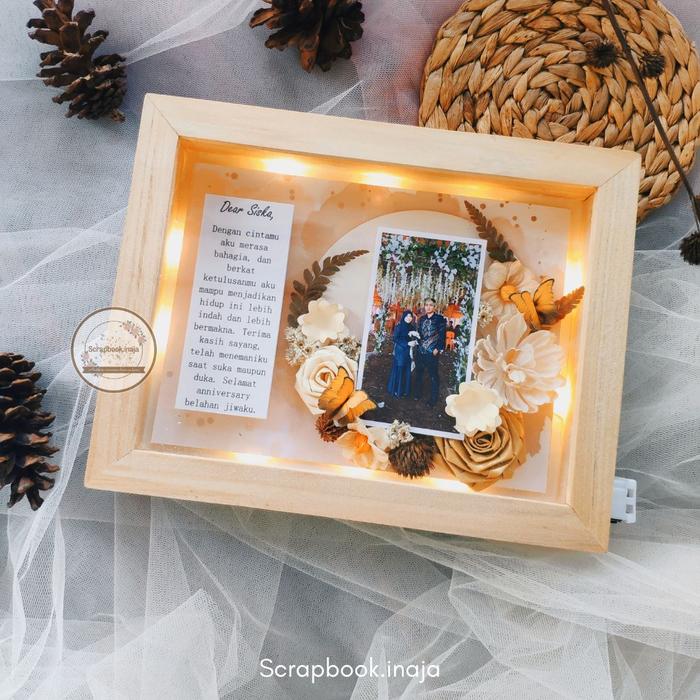 Gambar Simple Flower in Frame 3D 22x17cm Hadiah Wisuda Kado Anniversary - Orange, Tanpa Lampu dari scrapbook.inaja undefined Tokopedia