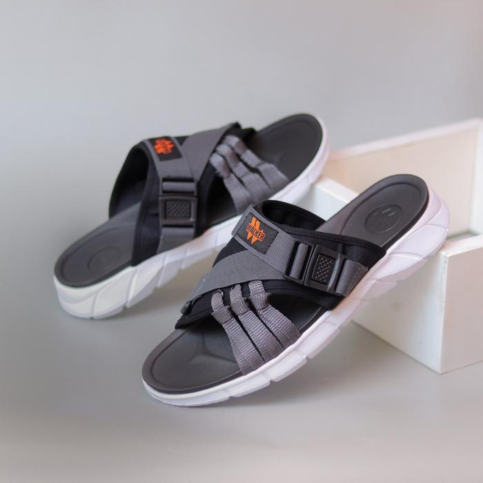 Gambar Sandal Pria Casual Slide Slipper PANDEMIC SANUR BLACK SERIES dari Jazzyfootwear undefined 5 Tokopedia