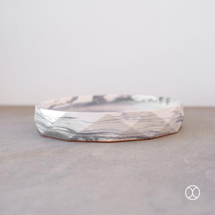 Gambar CONCREATE Tray Acadia 24cm / Nampan Buah / Tatakan / Dekorasi Meja - Marble dari Concreate living undefined Tokopedia