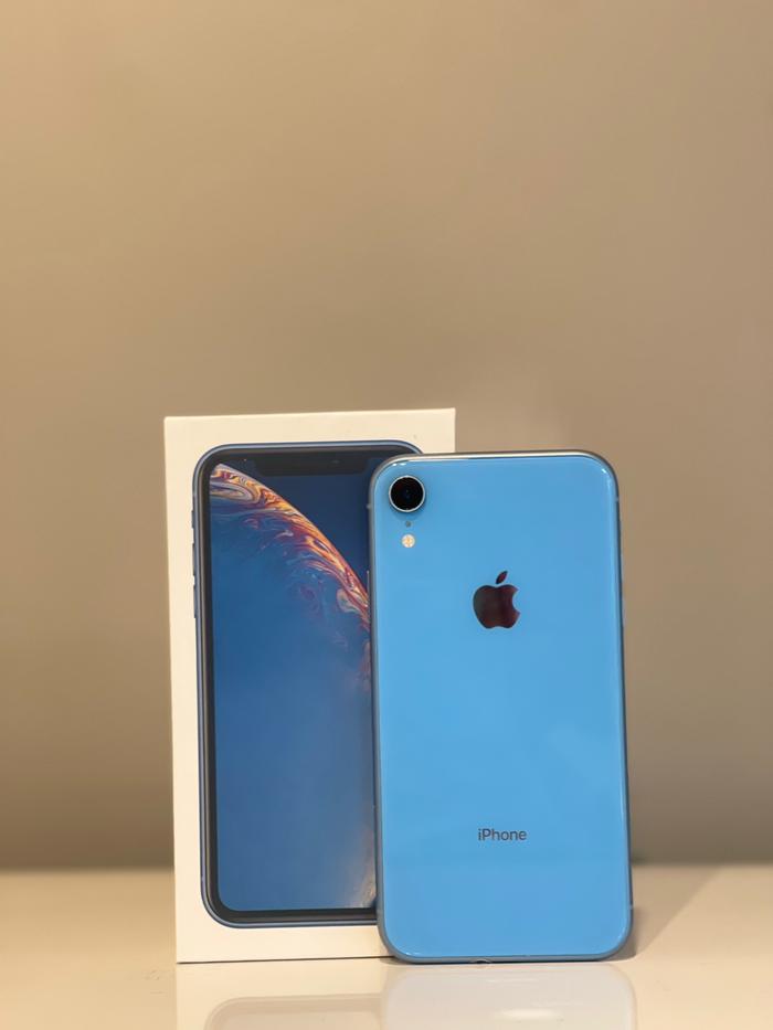 iPhone XR Blue 64 GB docomo Apple iPhone XR, US Version, 64GB