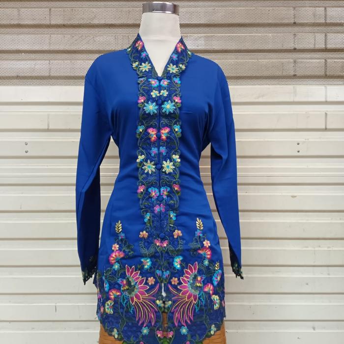 Gambar Kebaya encim Betawi/kebaya encim lengan panjang/kebaya bordir warna - Biru, XL dari Irwan Busana undefined Tokopedia
