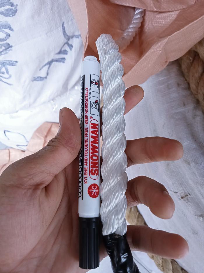 Gambar Tali Tambang Nilon Besar Kecil Sedang Nylon 4mm Sampai 24mm tali nilon - 14mm dari BerkatJayaOlshop undefined Tokopedia