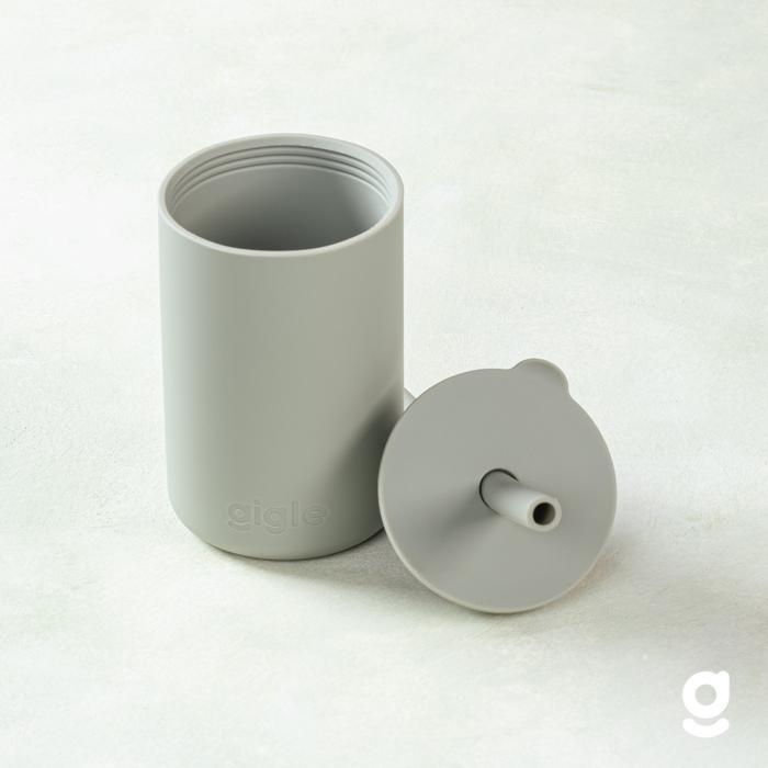 Gambar Gigle Silicone Sippy Cup With Straw Gelas Bayi Alat Makan Bayi Premium - Sage Green dari Gigle Official undefined Tokopedia