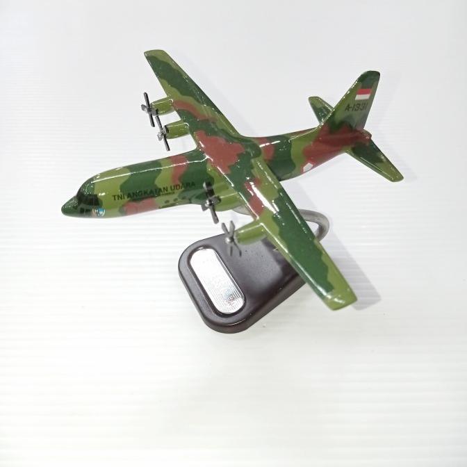 Gambar Miniatur/Replika Pesawat C-130 HERCULES TNI AU - Loreng dari PihepiStore undefined Tokopedia