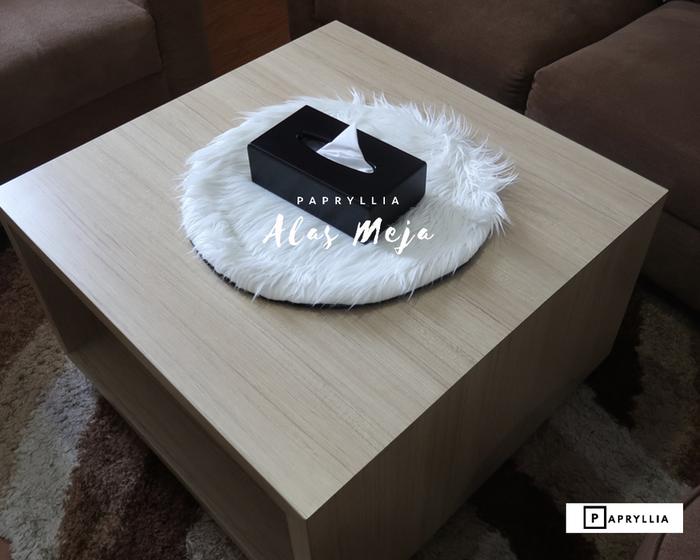 Gambar Taplak Meja Tamu Bundar Aesthetic Bulu Panjang Korea Bulat 30cm - Putih dari KRUCILS.STORE undefined Tokopedia