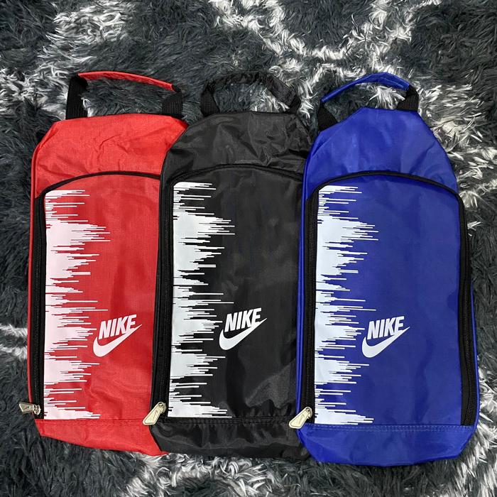 Gambar Tas Sport Sepakbola Futsal Tas Tenteng Simpan Sepatu dan Lainnya - Nike:Merah, All Size dari jennedi store23 undefined Tokopedia