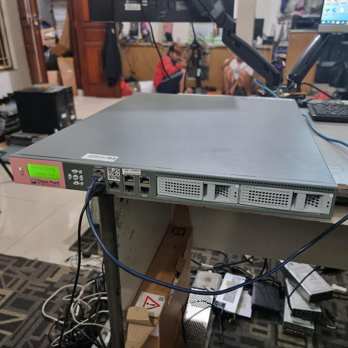 Gambar Check Point Smart-1 225 Security Appliance intel i5 3550S Ram 8Gb dari Mandala Serverindo undefined Tokopedia