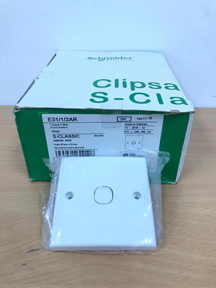 Gambar Saklar Rumah 1G 2G 3G 4G 5G - 1W (1Way) Schneider Classic Clipsal - 1G dari Elektrik Batam undefined Tokopedia