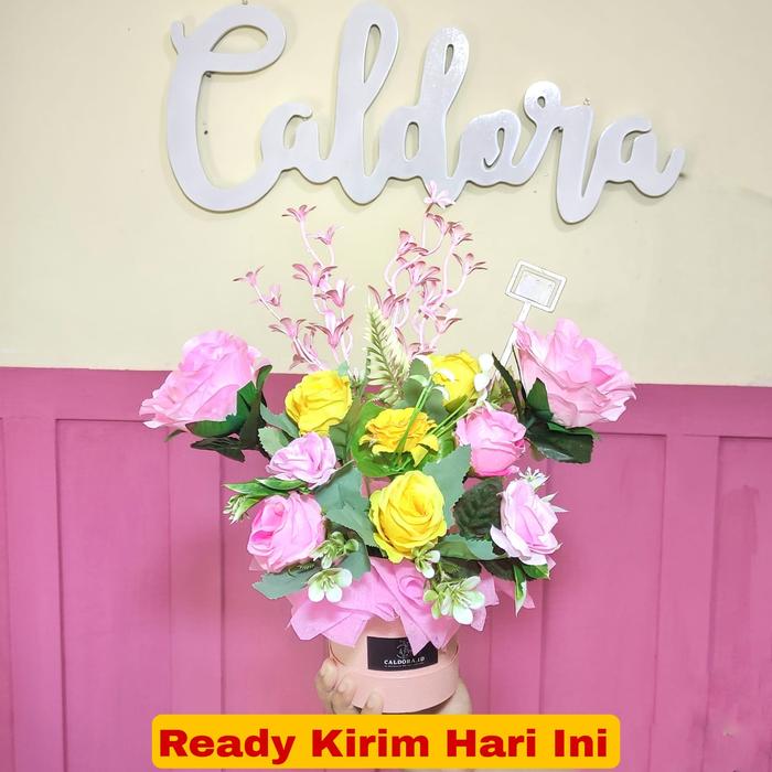 Gambar Buket Bucket Bunga Bloom Box Balon. Caldora.id CLDRA7 - Biru dari caldora undefined Tokopedia