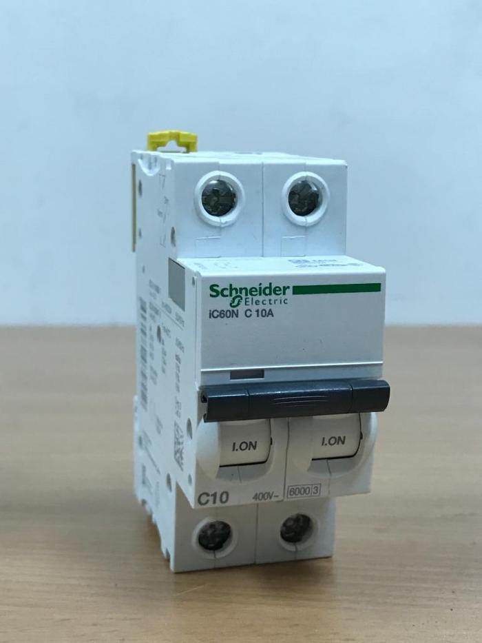 Gambar MCB AC/DC Schneider Electric iC60N 2P 6KA Kurva C ukuran 1A hingga 63A - 10A - A9F74210 dari Elektrik Batam undefined Tokopedia