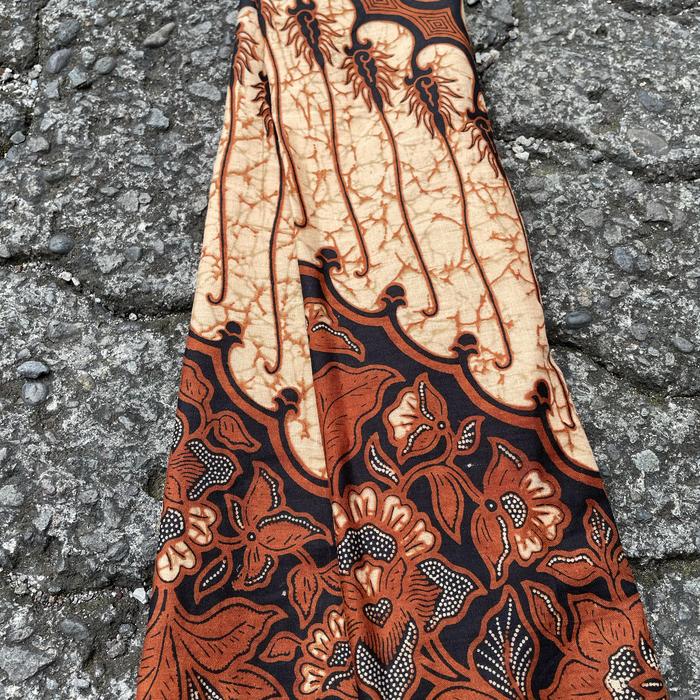 Gambar Selendang/ cukin pria dewasa batik betawi jumbo primisima primis - Sogaan dari Batik Jago undefined Tokopedia