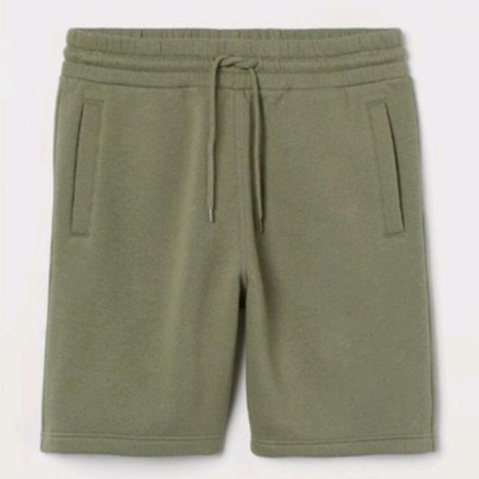 Gambar Celana Pendek Pria H&M Sweatshort HnM Shortpants H&M - Hijau Army, M dari ghibmerch undefined Tokopedia