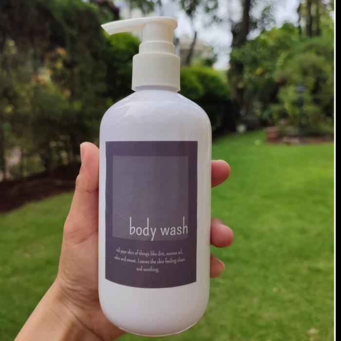 Gambar Botol Hand Body Lotion 300ml Plastik Botol Refill Shampoo Sabun Lotion - Stiker B wash dari Jungle Botol undefined Tokopedia