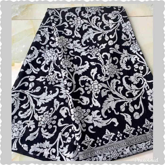 Gambar Kain batik katun halus prima prada motif bunga bakung Pekalongan - silver dari tabasama undefined 3 Tokopedia