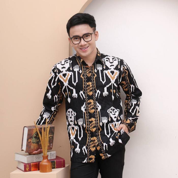 Gambar Baju Kemeja Batik Kantor Pria Lengan Panjang Motif Asmat - Merah, XXL dari Toko Batik Ferry undefined 3 Tokopedia
