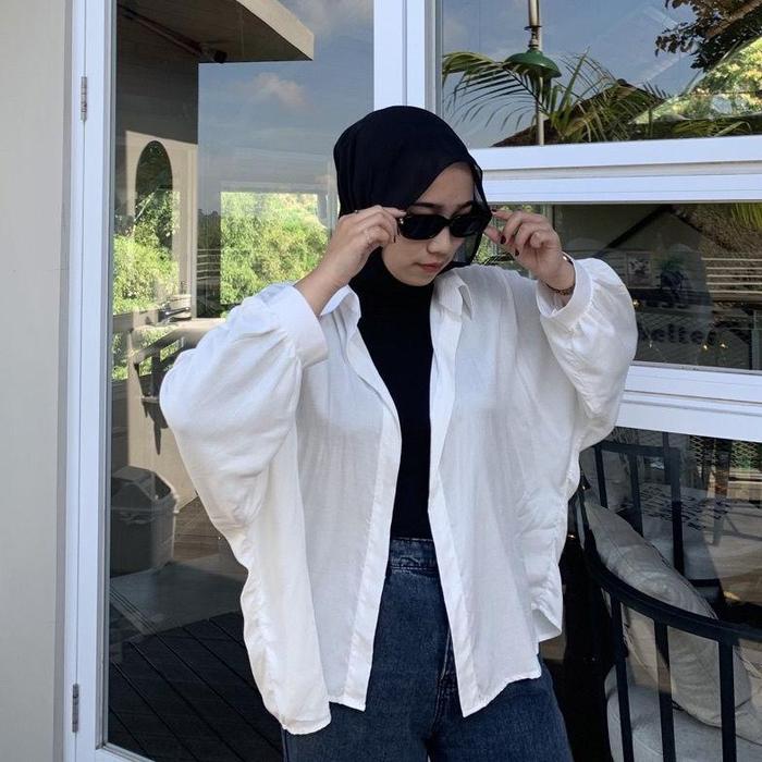 Gambar Outer Wanita /Outer Batwing Oversize / Outer Basic Outfit /Outfit - Putih, All dari toko padhit undefined Tokopedia