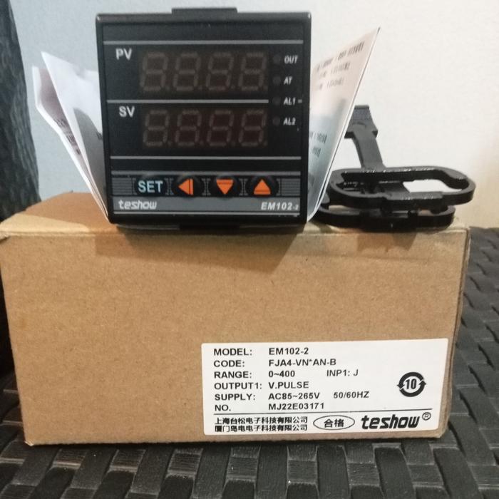 Gambar EM102-2 TESHOW Temperature Controller dari Sampurna Electric undefined Tokopedia