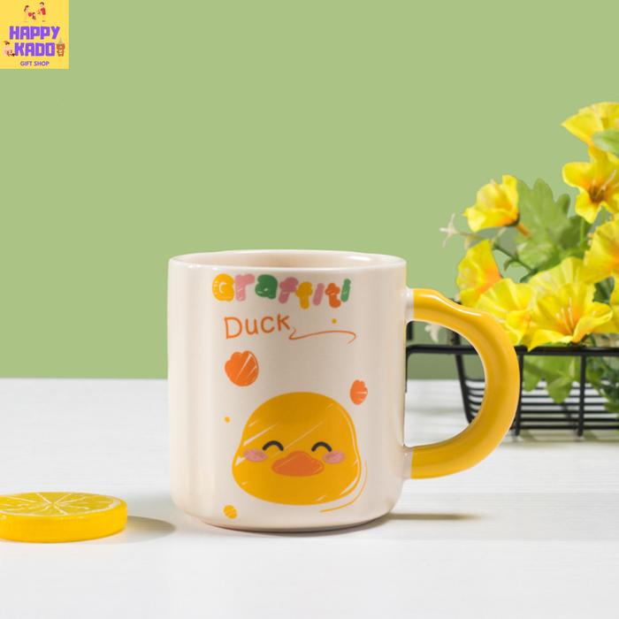 Gambar Gelas Mug Graffiti Binatang Lucu Mungil Keramik Hadiah Ulang Tahun - Kuning Duck dari HappyKado undefined Tokopedia