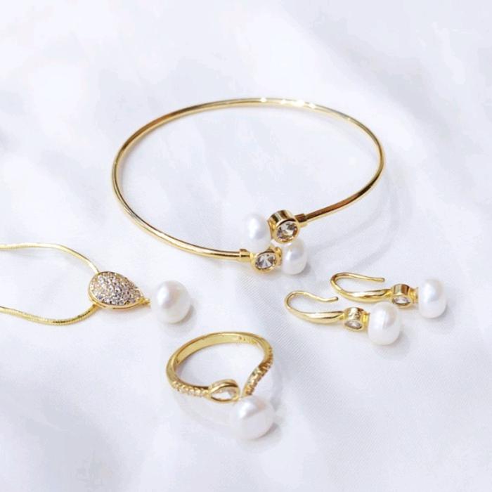 Gambar Mutiara Lombok Original Kalung Gelang Cincin Anting Mewah premium dari kilaumutiaralombok undefined 5 Tokopedia