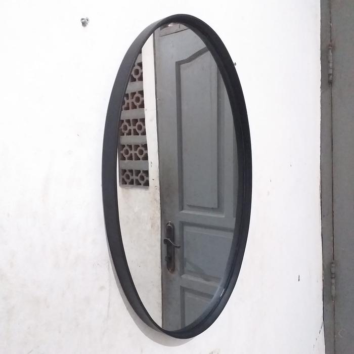 Gambar CERMIN WASTAFEL / CERMIN DINDING KAMAR MANDI OVAL FRAME LED - Hitam, 50x70 dari Dya Kaca undefined Tokopedia