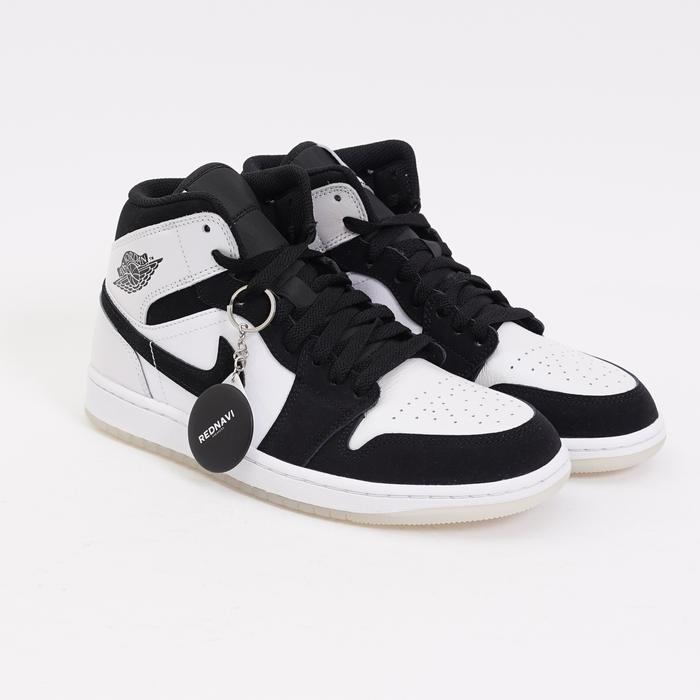 Jual Nike Air Jordan Mid Black and White Diamond Shorts GS
