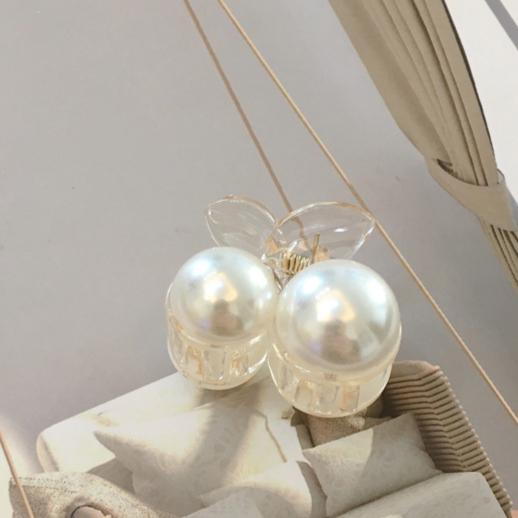 Gambar JEPIT RAMBUT MUTIARA PEARL MINI PONI KECIL JEPITAN HAIR CLIP AKSESORIS - 2 mutiara mini dari tata rambut undefined Tokopedia