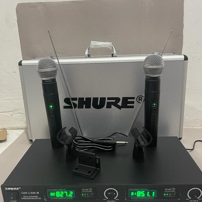 Gambar Mic wireless Shure Lx88-III microphone handheld Shure LX 88 III dari duniaelektronic undefined Tokopedia