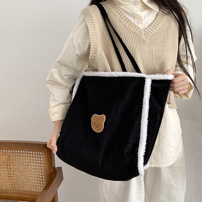 Gambar Mismi Merlin Tote Bag Tas Selempang Wanita Korean Style Plush - 20M - Hitam Besar dari Mismi Official Store undefined Tokopedia