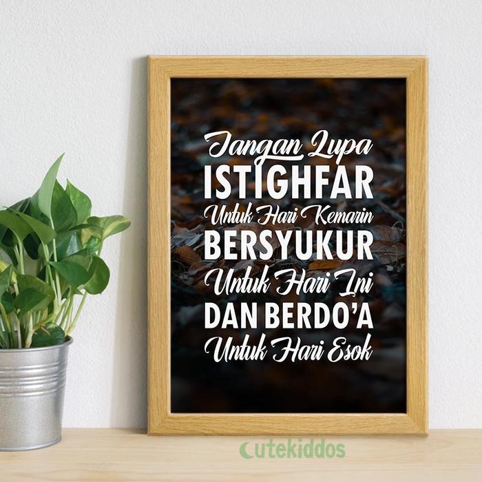 Gambar Hiasan Dinding Rumah Wall Decor Poster Motivasi Jangan Lupa Bersyukur - Motif Kayu dari cutekiddos undefined Tokopedia