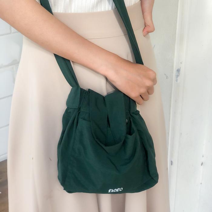 Gambar Tiny Fuku Dumpling Bag - Forest green dari Norulabel undefined Tokopedia